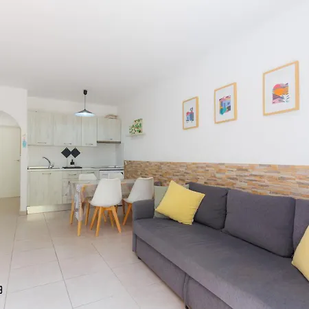 21 Ineika Pool View & Wifi By Irent Fuerteventura *