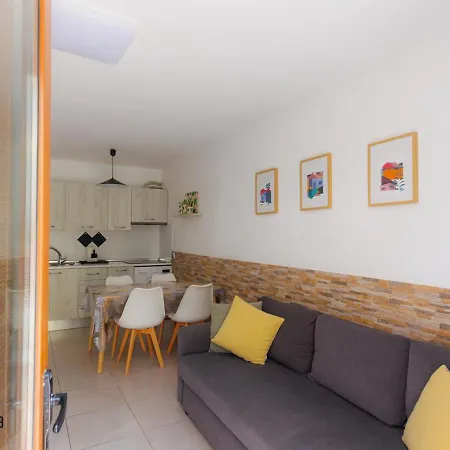 21 Ineika Pool View & Wifi By Irent Fuerteventura