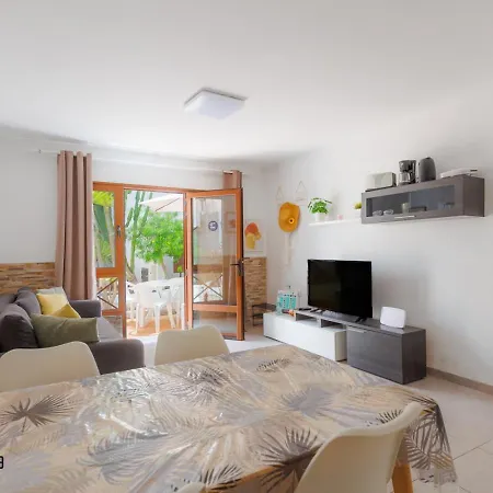 21 Ineika Pool View & Wifi By Irent Fuerteventura Lejlighed