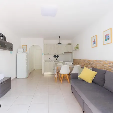 21 Ineika Pool View & Wifi By Irent Fuerteventura Corralejo