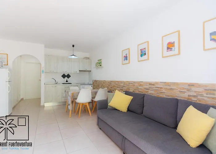 21 Ineika Irent Fuerteventura *