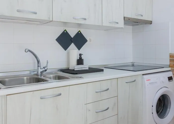 21 Ineika Irent Fuerteventura *